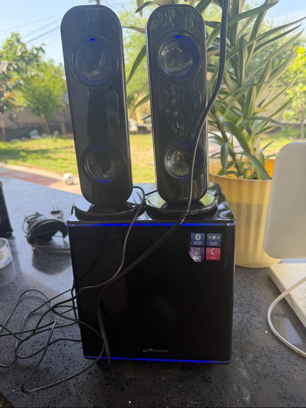 iLive Wireless Speakers Set With Subwoofer